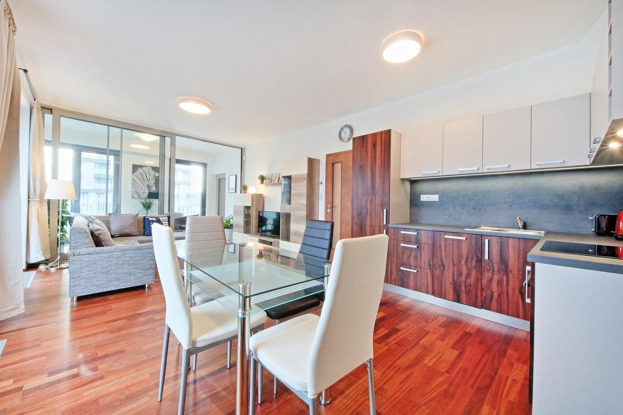 Ol Apartments Praga Zewnętrze zdjęcie